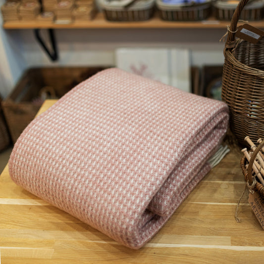 Dusky Pink Waffle Large Blanket - THE BRISTOL ARTISAN