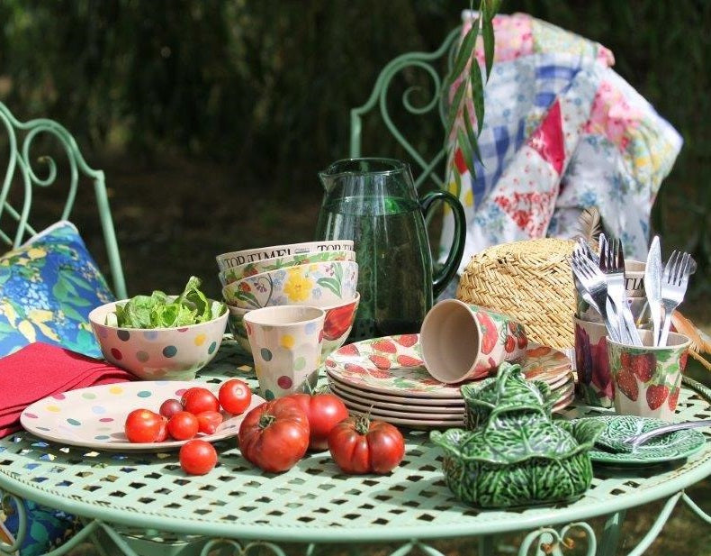 Emma Bridgewater - Strawberries Rice Husk Beaker - THE BRISTOL ARTISAN