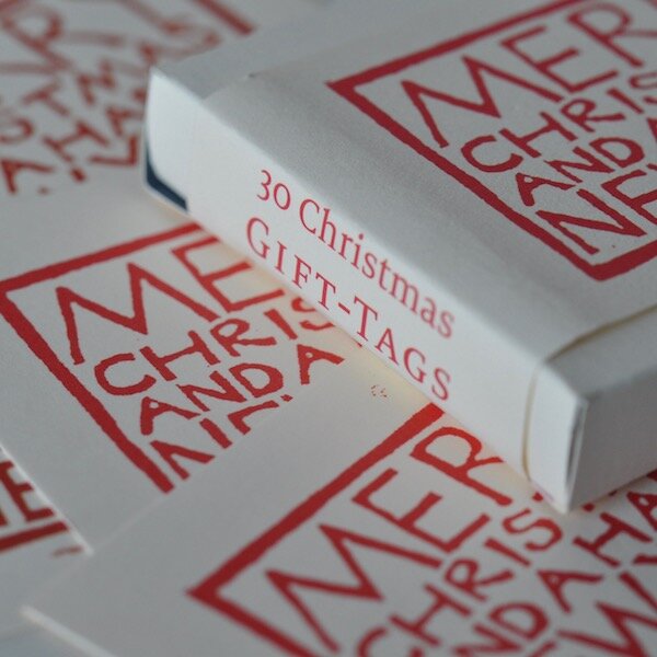 Set of 30 Merry Christmas gift tags in Red - The Bristol Artisan Handmade Sustainable Gifts and Homewares.