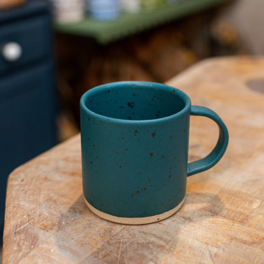 Nori Green & Speckled Mug - THE BRISTOL ARTISAN