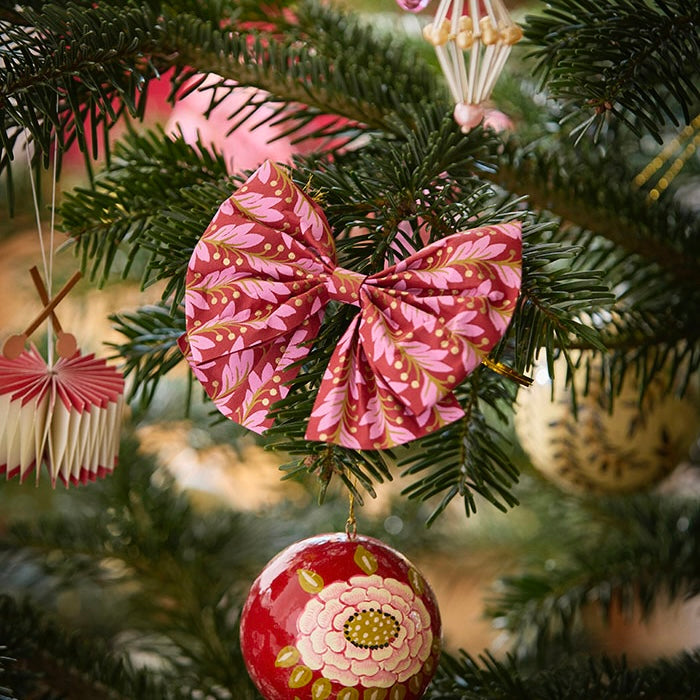Paper Bow Decoration - THE BRISTOL ARTISAN