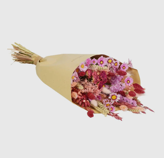 Dried Flower Bouquet, Sweet Embrace - THE BRISTOL ARTISAN