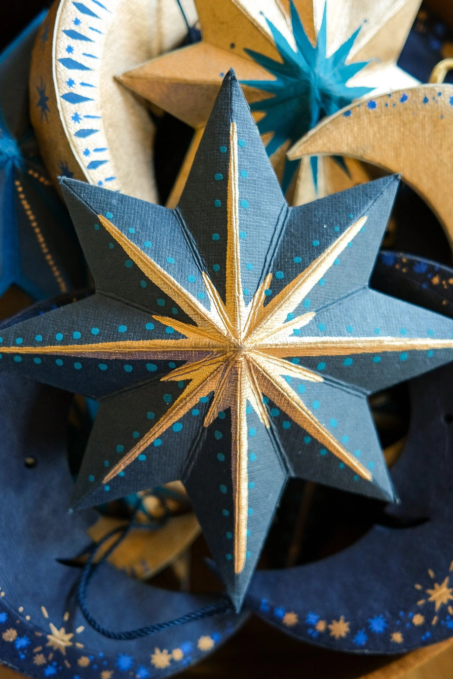 Twinkling Paper Star Christmas Decoration