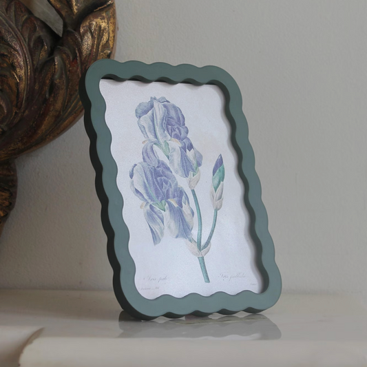 A5 Wavy photo frame, Olive Green - THE BRISTOL ARTISAN
