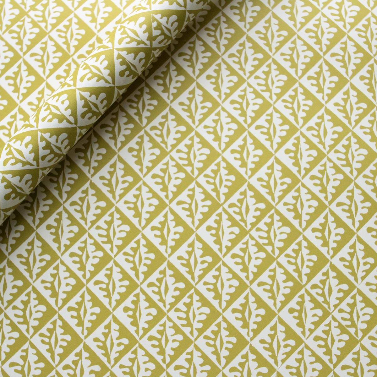 Gift Wrap Oak Leaves Sap Green - THE BRISTOL ARTISAN
