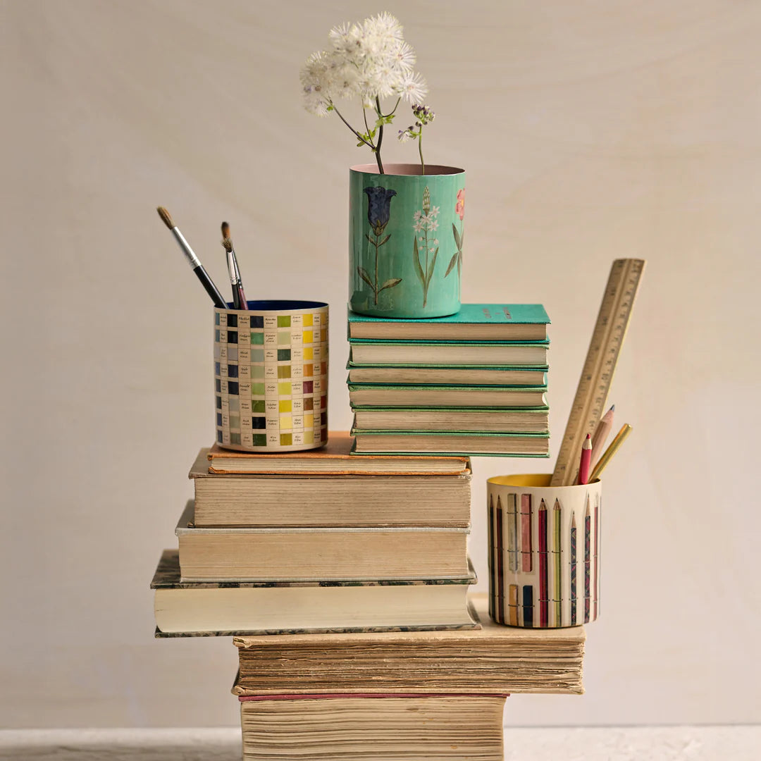 Enamel Everything Pot - Vintage Pencils and Chalk - THE BRISTOL ARTISAN
