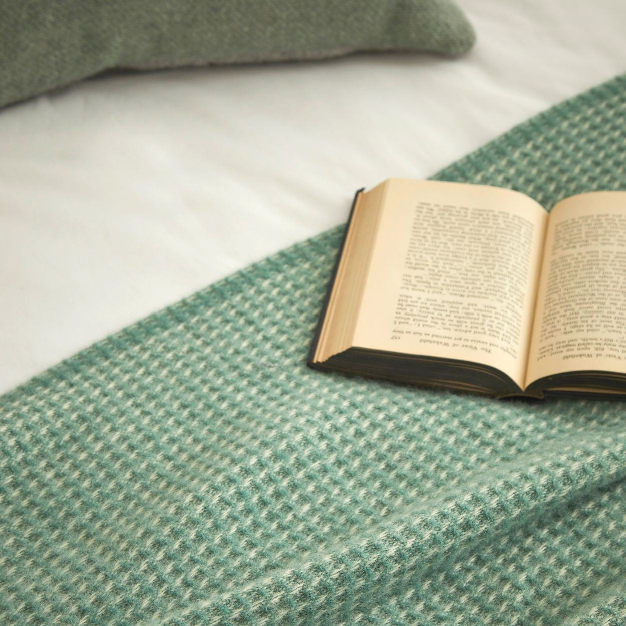 Sea Green Waffle Large Blanket - THE BRISTOL ARTISAN