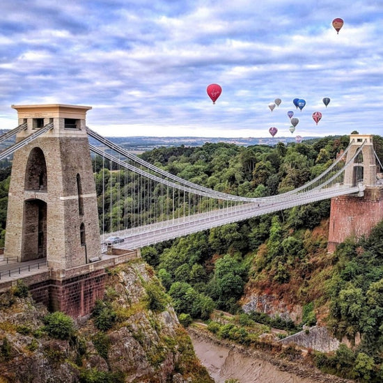 www.thebristolartisan.com, Our Guide: A weekend in Bristol. Bristol is an exciting City rich in independent shops, cafes, restaurants, galleries, breweries and bars not to mention a plethora of museums and green spaces. But where are the spaces and places you don't find on Trip Adv